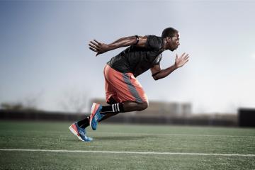 开云体育官网-深圳队踏平马刺，利拉德关键一击背后的全球篮球革命