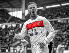 开云APP-奥运关键战夜布克封神，他如何扛起美国男篮的旗帜？