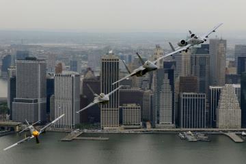 开云APP-油门与哨声，当F1揭幕战的轮胎焦香遇见智利压哨绝杀