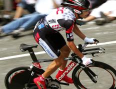 开云体育app-蓝色奇迹，巴雷拉的教科书式演出与玻利维亚的闪电战