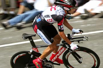 开云体育app-蓝色奇迹，巴雷拉的教科书式演出与玻利维亚的闪电战