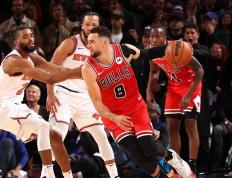 开云体育app-尼克斯强势快船，拉文送出助攻