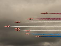 开云平台-封锁与接管，卡塔尔、阿森纳与罗德里的欧冠时刻