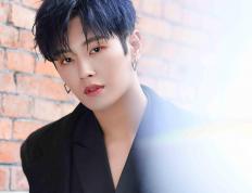 开云体育下载-坎特主导中场风暴，曼联系三分钟终结悬念