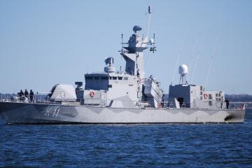 开云体育app-绿茵场与硬木地板的交响，意甲焦点战与步行者淘汰国王的战术启示