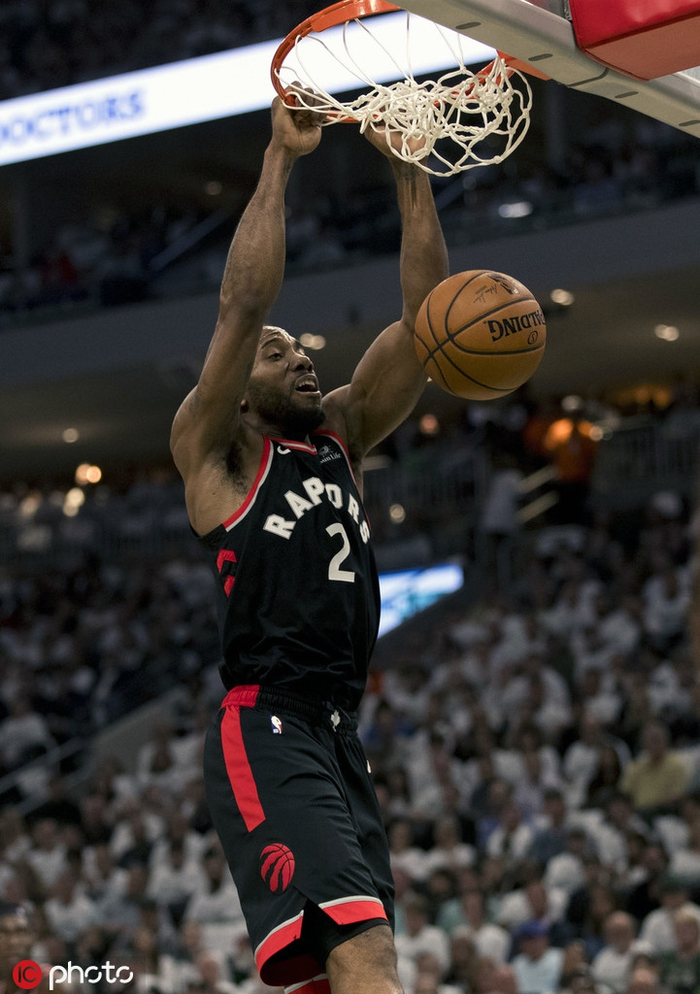 开云体育app-雄鹿二连胜末节逆转独行侠,坚守东部第一位置的简单介绍