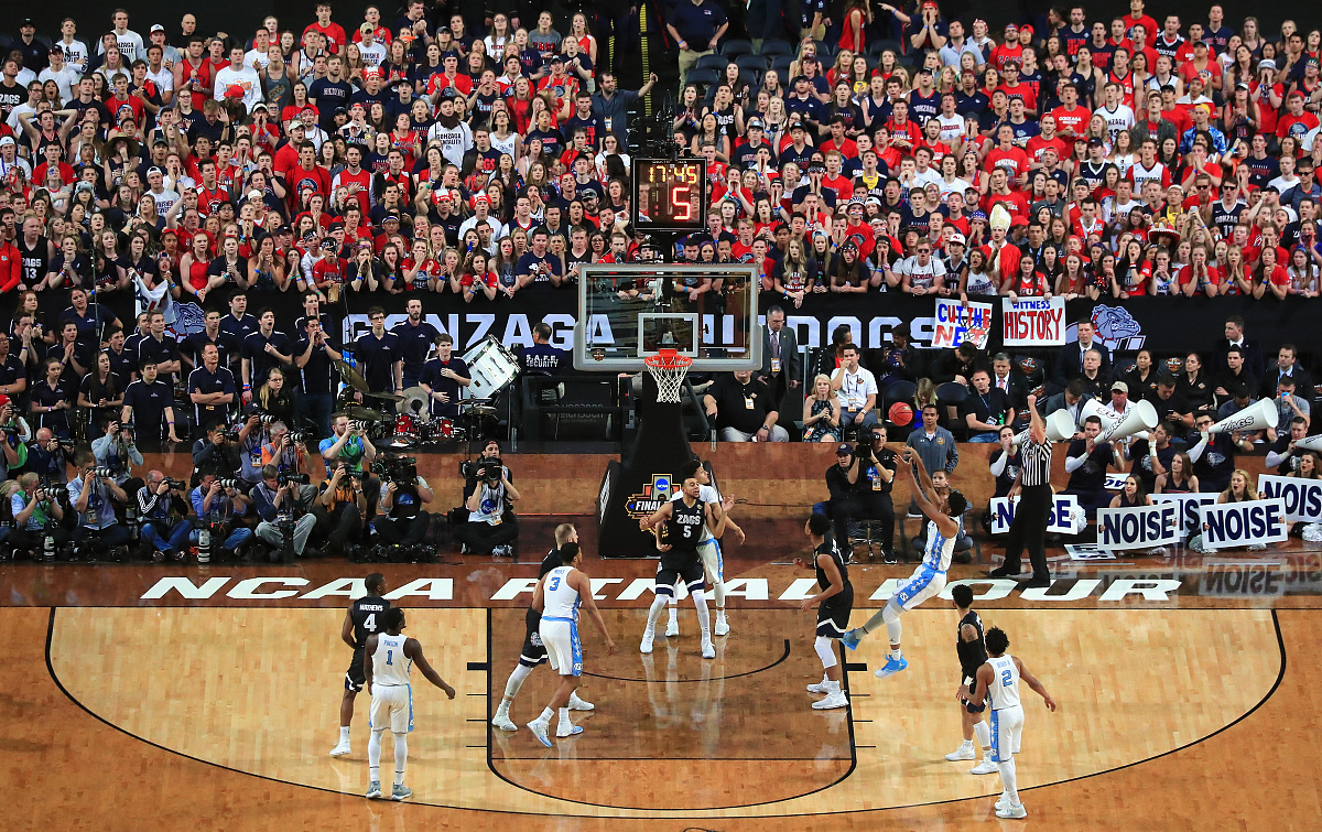 开云体育官网-勇士首败！开拓者客场力夺胜利！