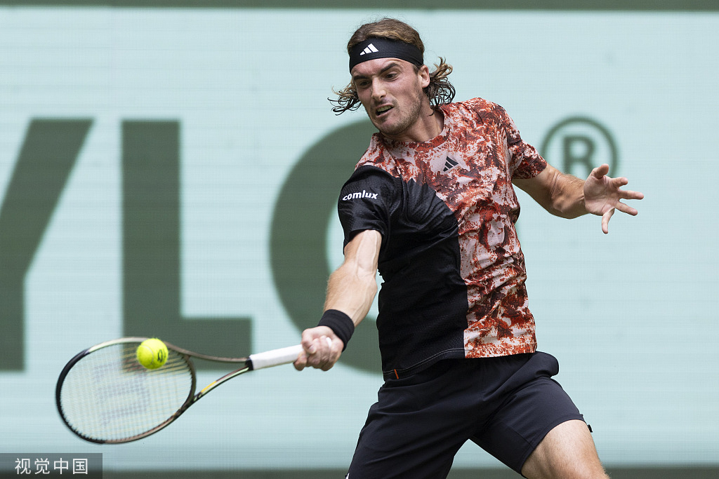 开云体育APP下载-年终总决赛轻取法网，西西帕斯统治全场