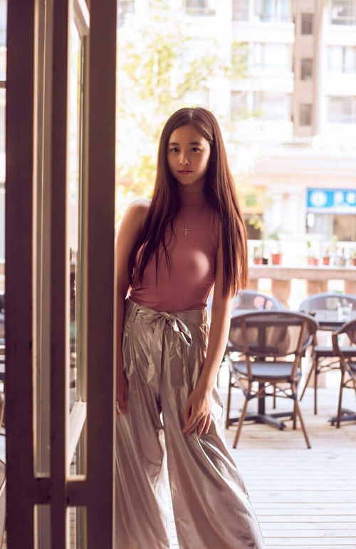 开云体育-巴雷拉爆发点燃安菲尔德，利物浦强行终结巴黎欧冠梦