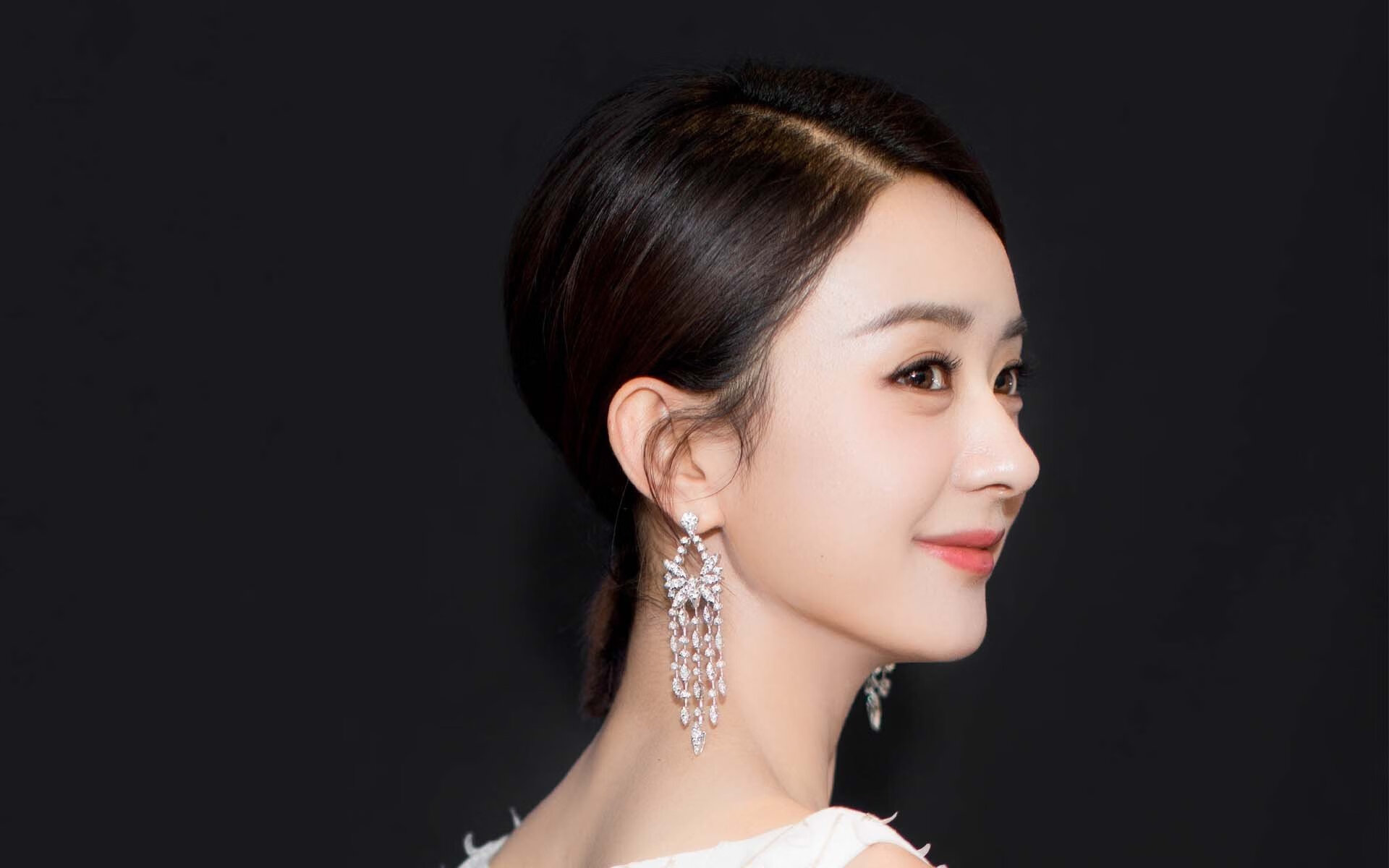 开云体育平台APP-王者归来,内马尔征服全场,葡萄牙力克委内瑞拉展现冠军气象