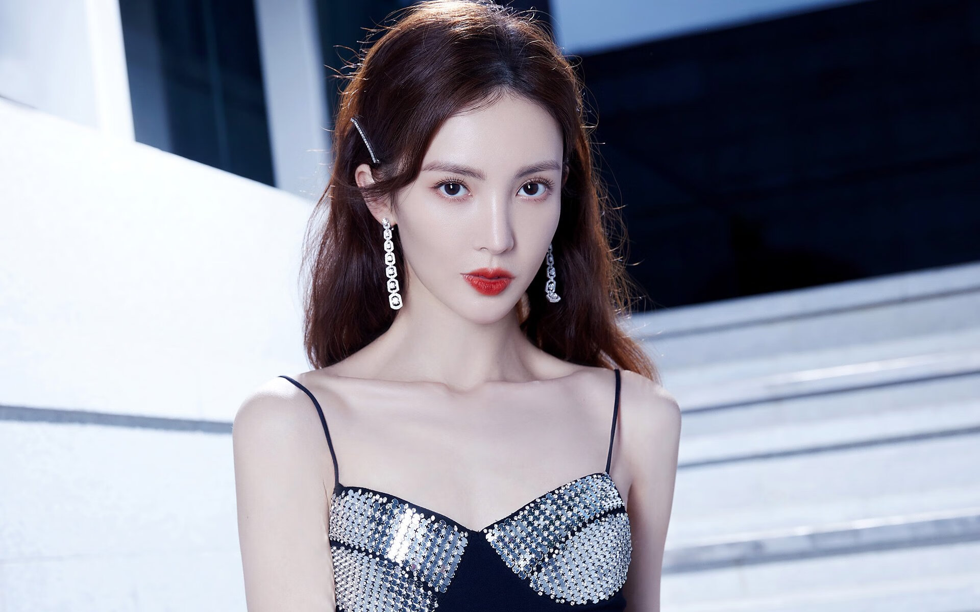 开云官网-跨越赛场,当欧冠锋刃照亮NBA的淘汰赛密码