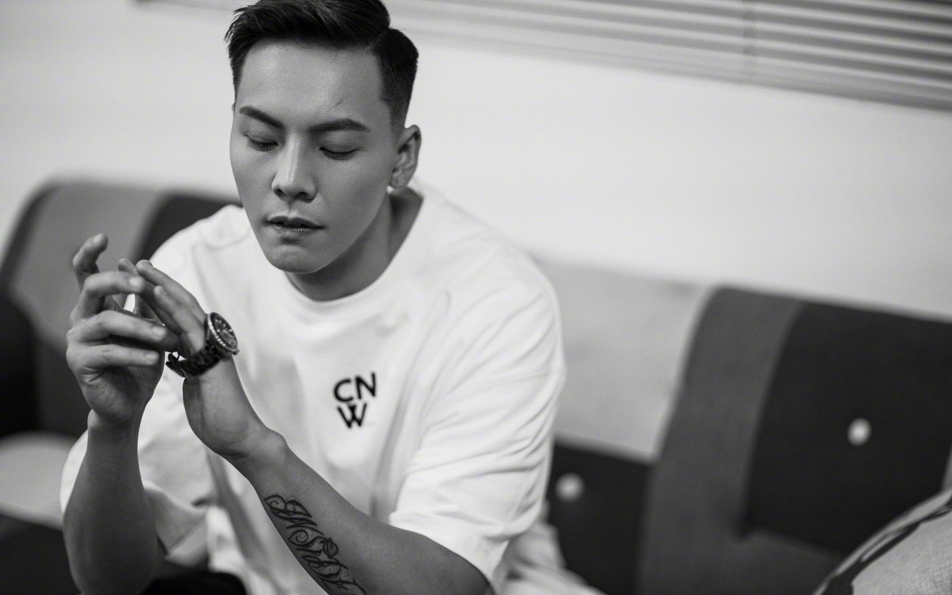 开云体育登录-孙兴慜闪耀弗兰基！佛罗伦萨欧冠3-1莱比锡红牛，亚洲天王独造3球