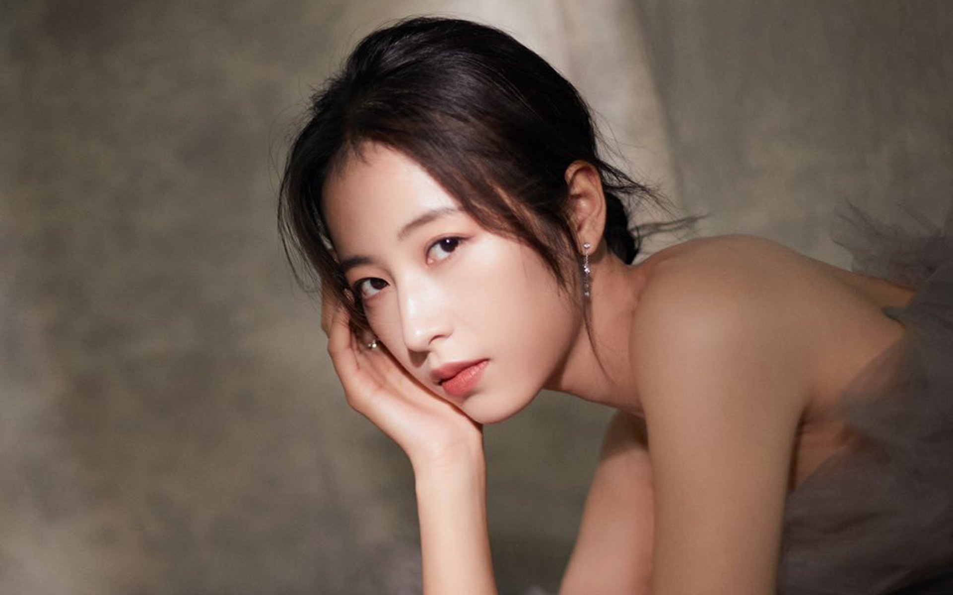 开云体育登录-孙兴慜闪耀弗兰基！佛罗伦萨欧冠3-1莱比锡红牛，亚洲天王独造3球