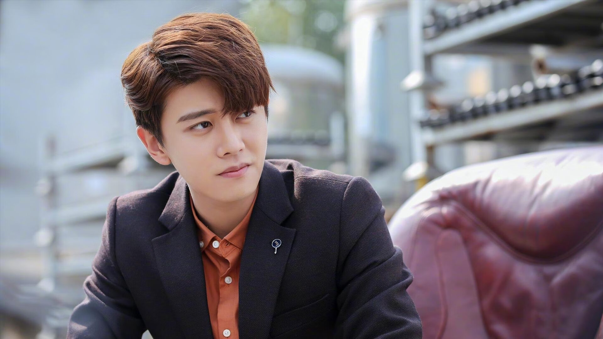 开云官网-他以足球的灵魂，为篮球注入节奏，西决生死战之夜的加克波启示