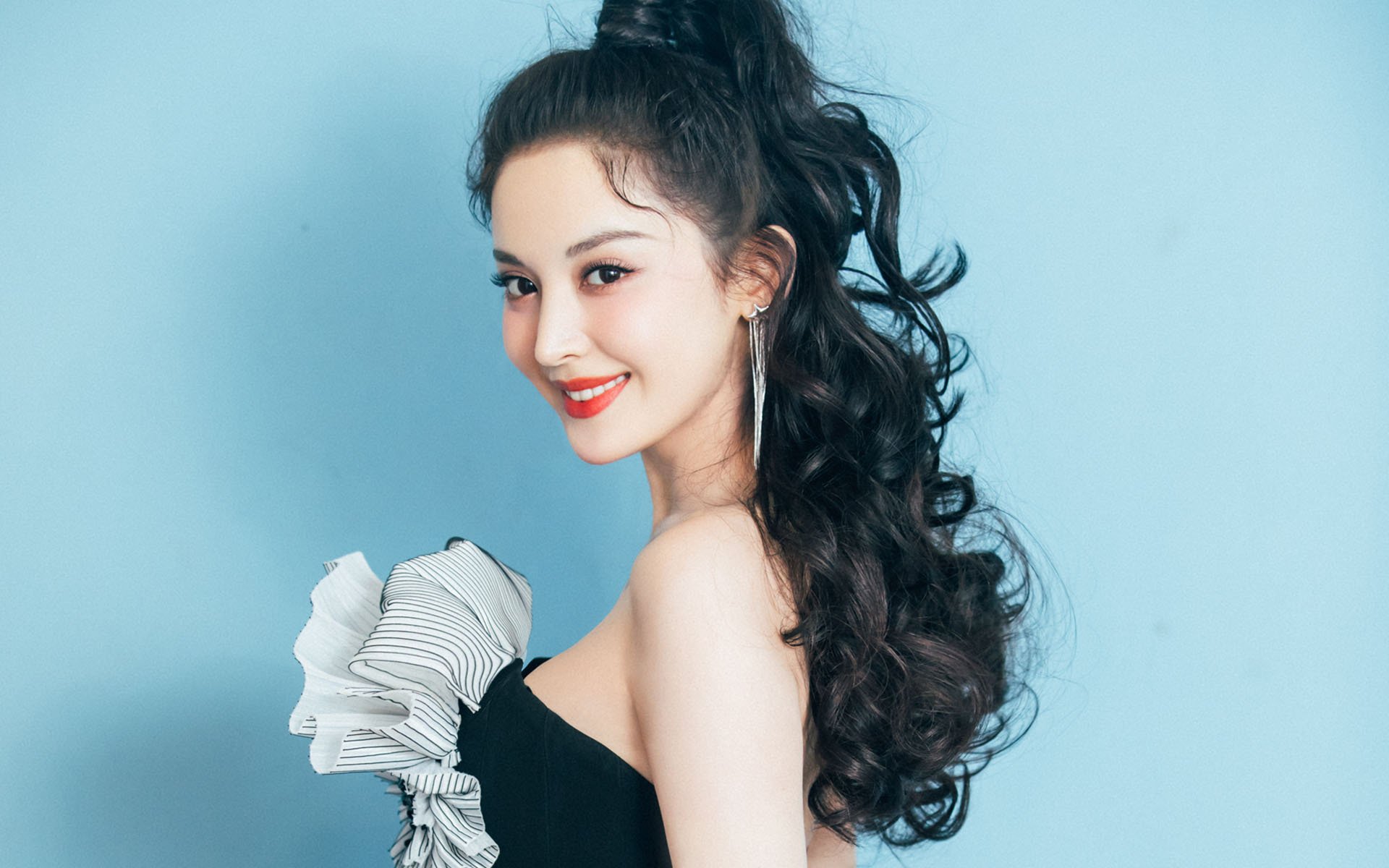 开云体育中国-速度与高度，在极限对决中寻找竞技体育的最终答案