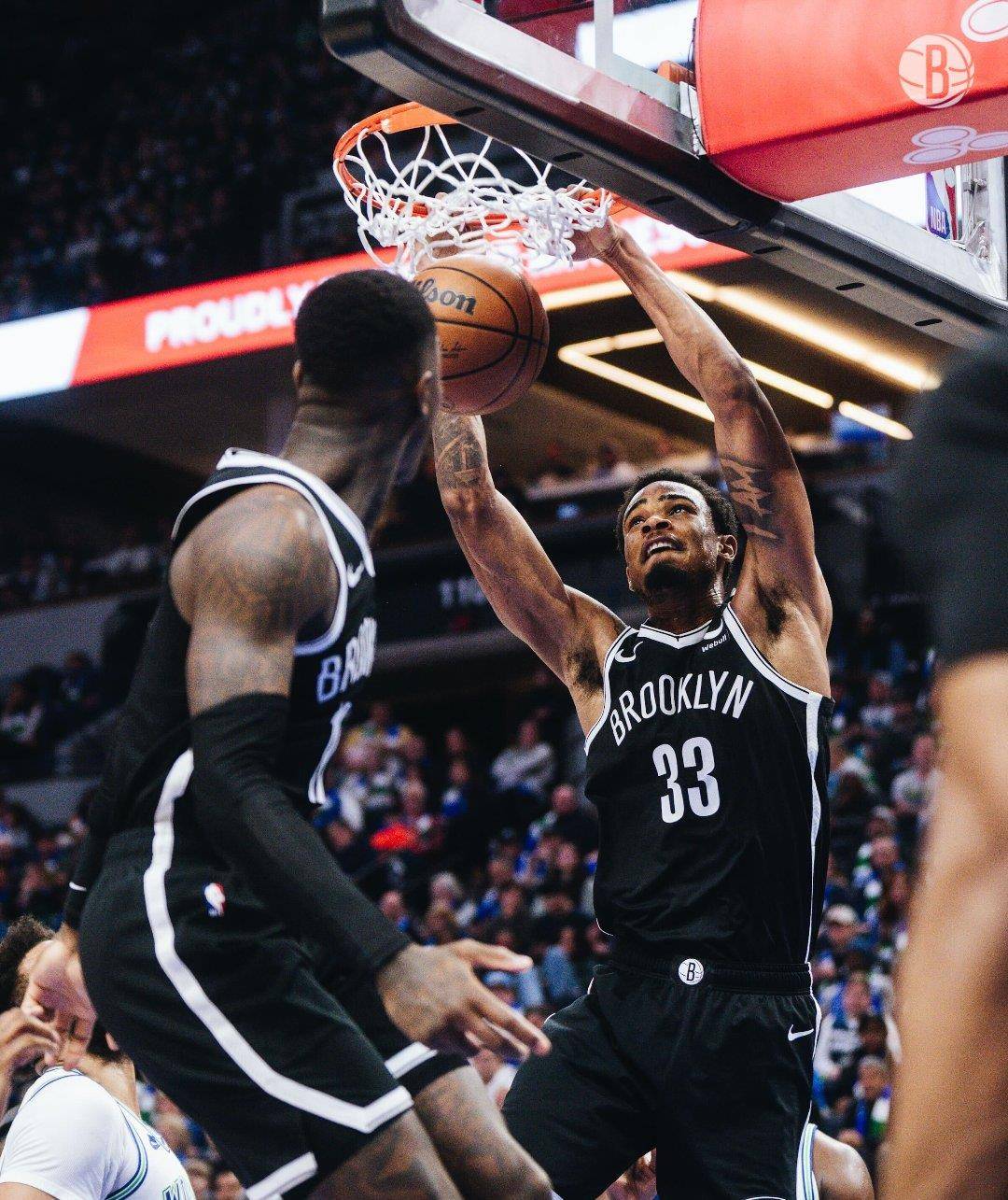 开云体育-F1新赛季揭幕战焦点战,篮网连续得分压制老鹰