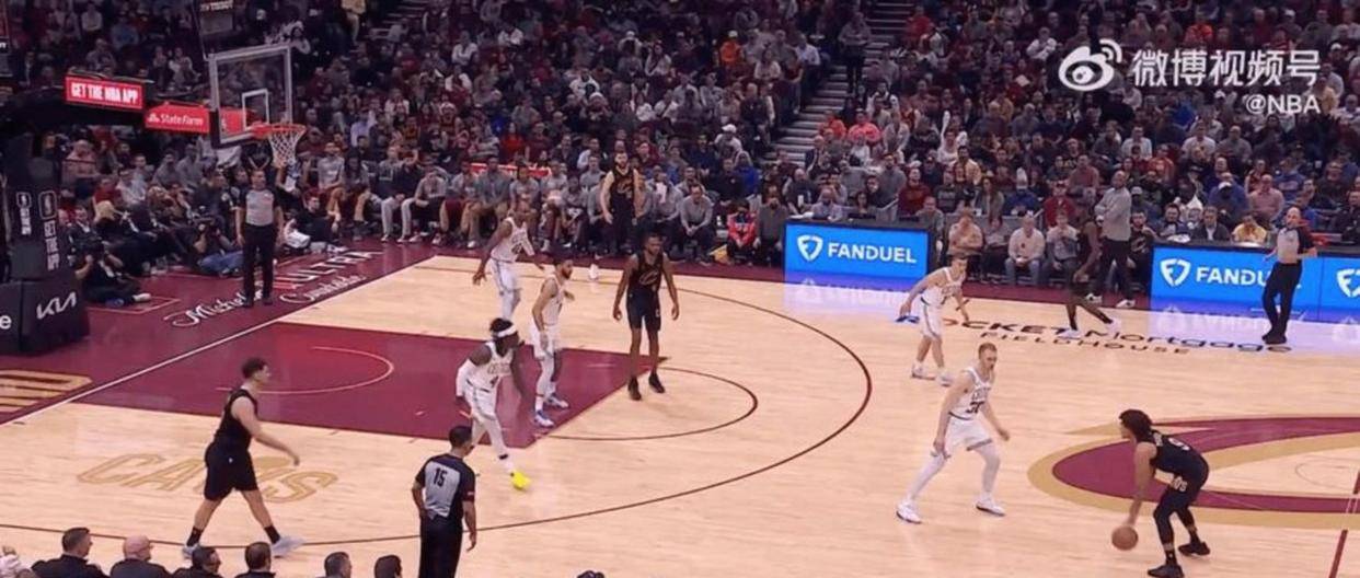 开云体育官网-篮网对阵步行者，米切尔关键时刻站出来