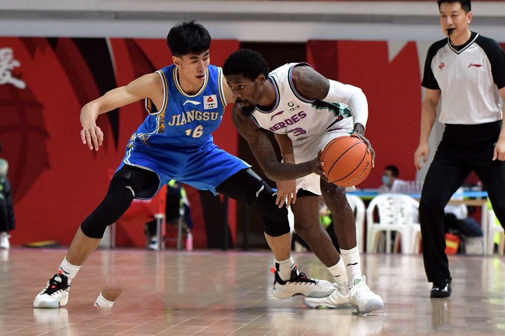 开云体育APP下载-尤文淘汰马赛，拉什福德在NBA总决赛接管比赛