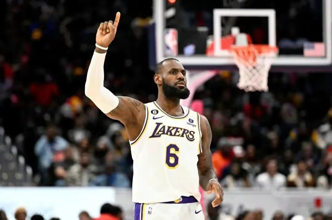 开云体育APP下载-尤文淘汰马赛，拉什福德在NBA总决赛接管比赛