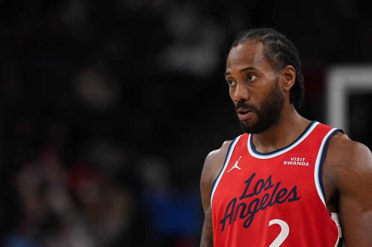 开云下载-尼克斯末节带走76人，伦纳德成为关键先生